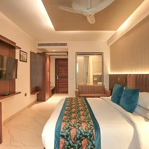 Hotel The Infinity Near Delhi Airport